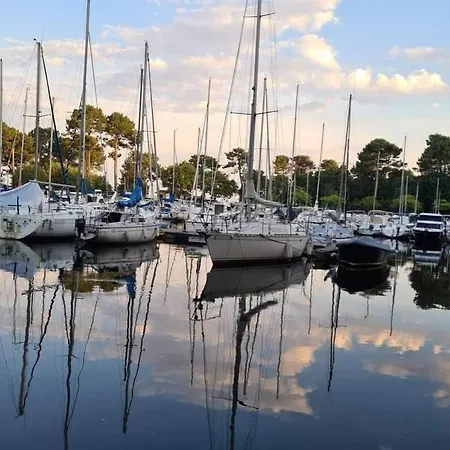 Jolie Maison De Proche * La Teste-de-Buch