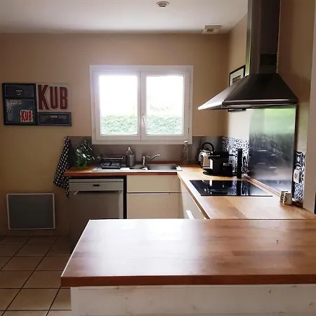 Jolie Maison De Proche * لا تاسْتْ دو بوك