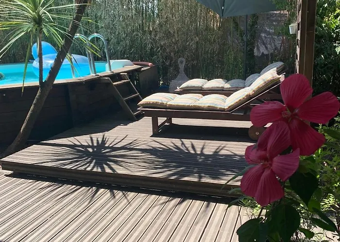 Jolie Maison De Proche